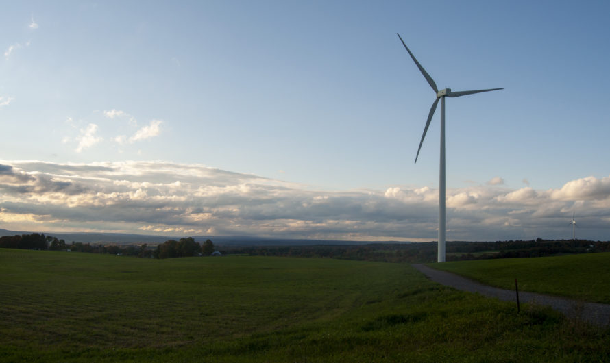 Student Photo: Fairfield Wind Turbine