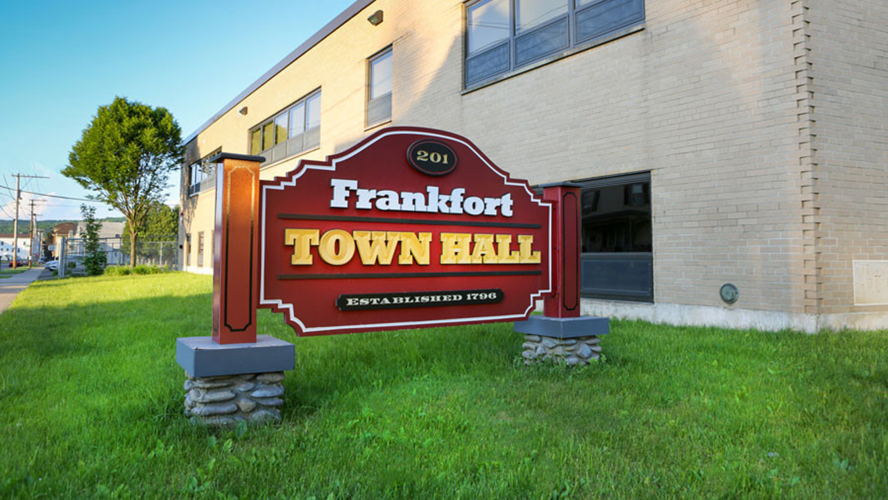 Frankfort Town Hall Sign