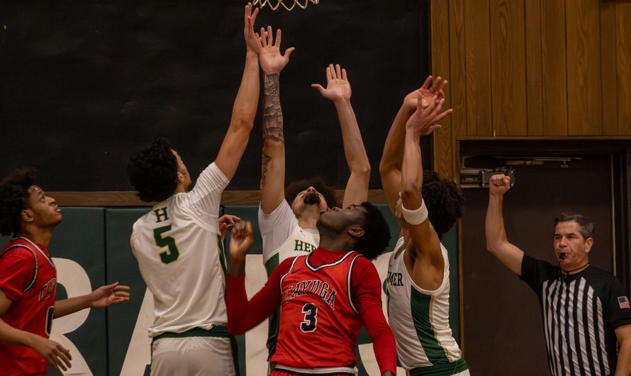 Featured Photos: Men’s Basketball Vs. Cayuga Community College