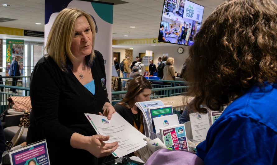 College Job Fair Attracts Students and Job Seekers